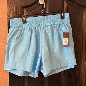 Adidas Women’s woven Golf Shorts Size large NWT